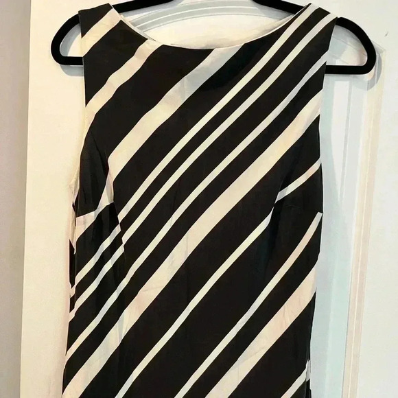 ~Liz Claiborne~ Dress - Size 12 - Picture 4 of 5